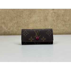 LOUIS VUITTON M60705 4 KEY HOLDER